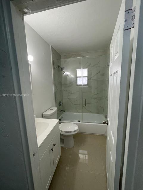601 E 30th St, Hialeah, FL 33013 photo 8