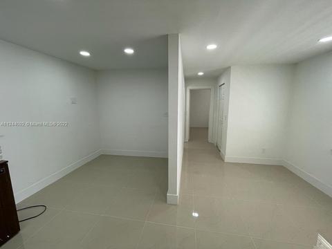 601 E 30th St, Hialeah, FL 33013 photo 11