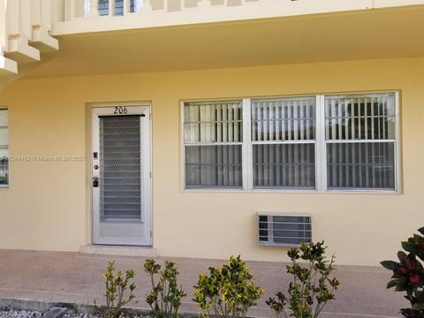 206 Sheffield I #206, West Palm Beach, FL 33417