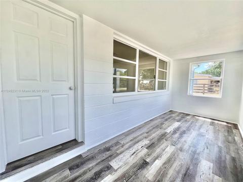 409 Thomas, Frostproof, FL 33843 photo 11