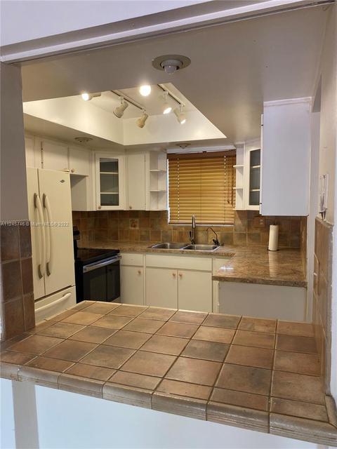 1380 W 69th St, Hialeah, FL 33014 photo 2