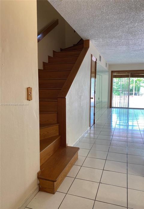 1380 W 69th St, Hialeah, FL 33014 photo 6