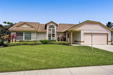 937 Marlin Dr, Jupiter, FL 33458 photo 1