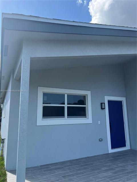 201 8th N St, Fort Pierce, FL 34950