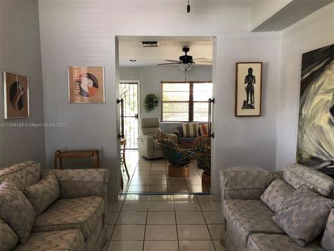 657 W 33rd St, Hialeah, FL 33012 photo 8