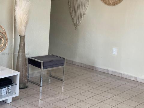 4150 E 8th Ln, Hialeah, FL 33013 photo 8