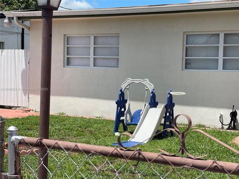4150 E 8th Ln, Hialeah, FL 33013 photo 25