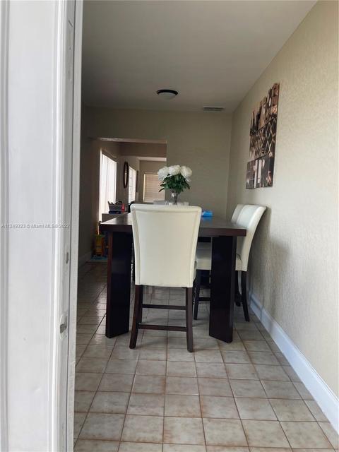 4150 E 8th Ln, Hialeah, FL 33013 photo 12