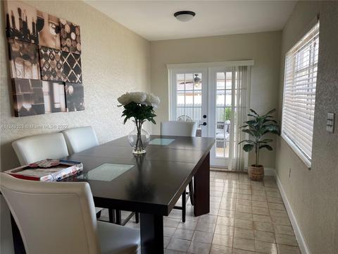 4150 E 8th Ln, Hialeah, FL 33013 photo 11