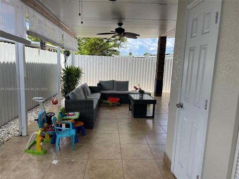 4150 E 8th Ln, Hialeah, FL 33013 photo 23