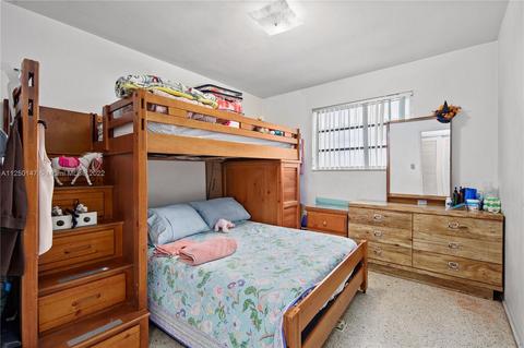 729 E 23rd St, Hialeah, FL 33013 photo 8