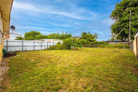 729 E 23rd St, Hialeah, FL 33013 photo 18