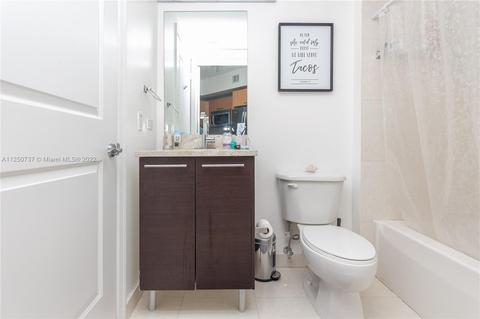 480 NE 30th St #1105, Miami, FL 33137 photo 15