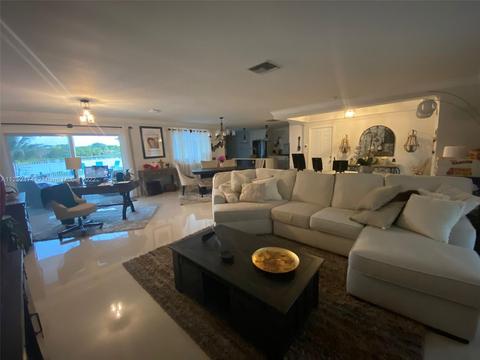 8400 Menteith Ter, Miami Lakes, FL 33016 photo 5