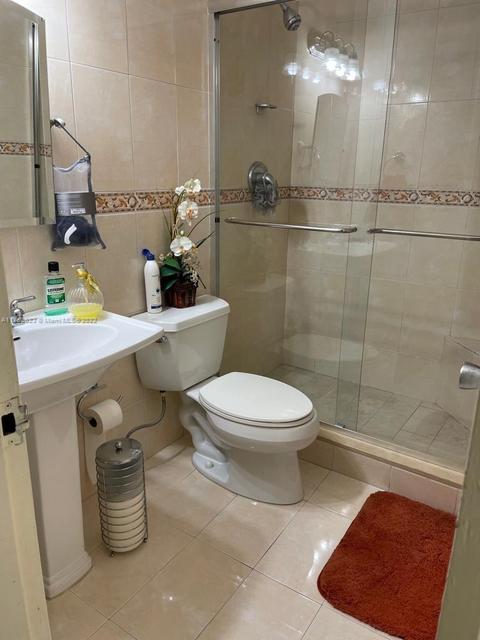 30 E 39th St #307, Hialeah, FL 33013 photo 11
