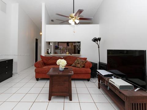 5140 E Lakes Dr, Pompano Beach, FL 33064 photo 13