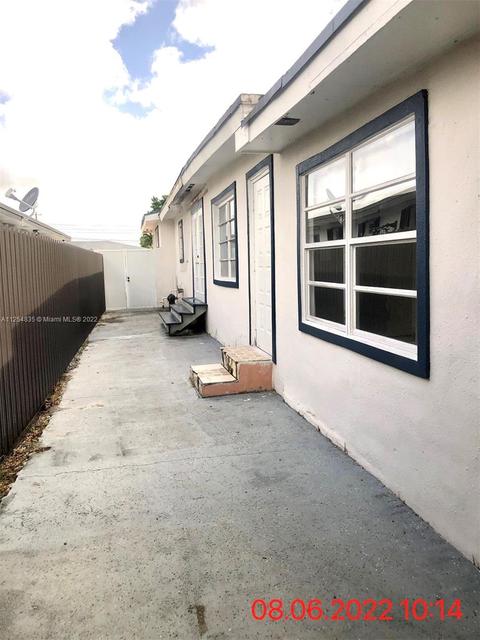 322 E 64th St, Hialeah, FL 33013 photo 4