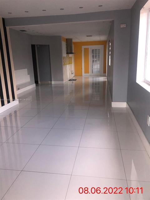 322 E 64th St, Hialeah, FL 33013 photo 8