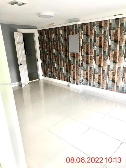322 E 64th St, Hialeah, FL 33013 photo 10