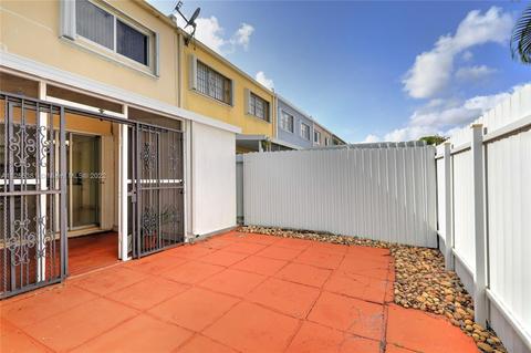 7135 W 3rd Ct, Hialeah, FL 33014 photo 13