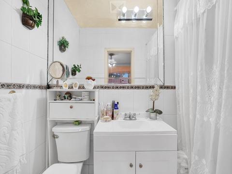 1061 W 59th Pl, Hialeah, FL 33012 photo 20