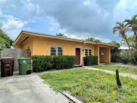572 E 38th St, Hialeah, FL 33013 photo 2