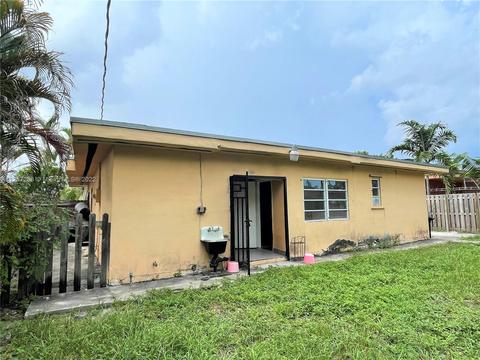 572 E 38th St, Hialeah, FL 33013 photo 18