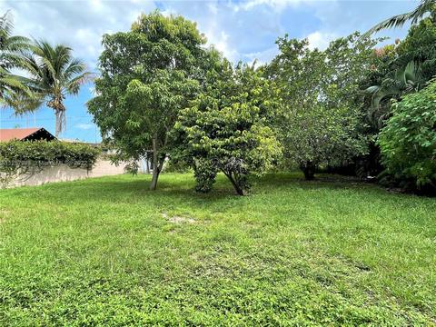 572 E 38th St, Hialeah, FL 33013 photo 20