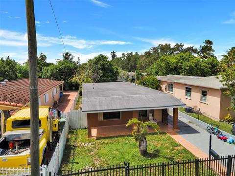 554 E 40th St, Hialeah, FL 33013 photo 7