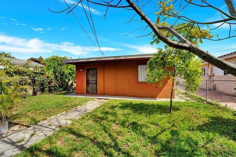 554 E 40th St, Hialeah, FL 33013 photo 21