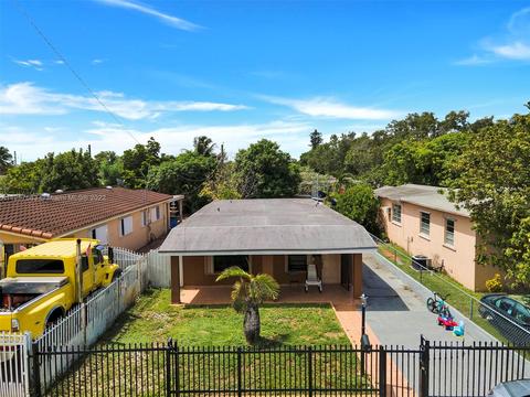 554 E 40th St, Hialeah, FL 33013 photo 5