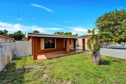 554 E 40th St, Hialeah, FL 33013 photo 4