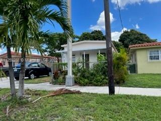 655 W 16th St, Hialeah, FL 33010 photo 1