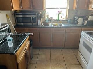 655 W 16th St, Hialeah, FL 33010 photo 11