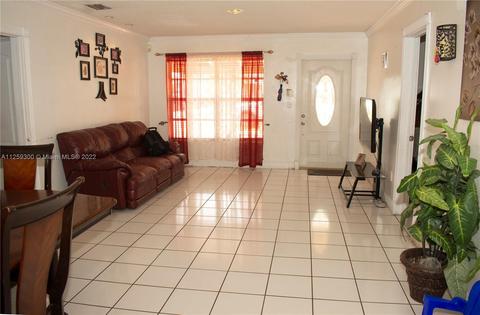 211 E 51st St, Hialeah, FL 33013 photo 8