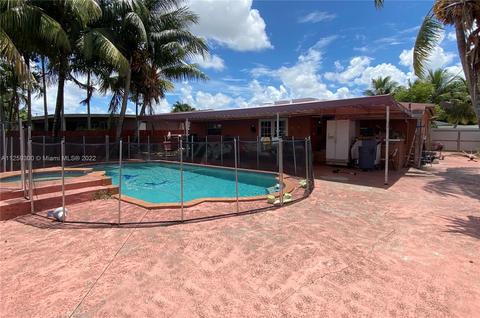 211 E 51st St, Hialeah, FL 33013 photo 19