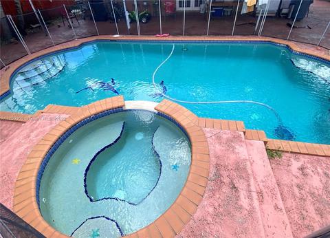 211 E 51st St, Hialeah, FL 33013 photo 28