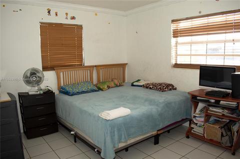 211 E 51st St, Hialeah, FL 33013 photo 12