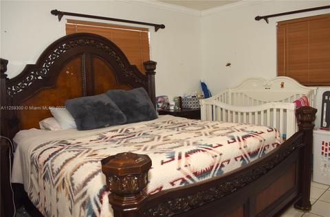 211 E 51st St, Hialeah, FL 33013 photo 9