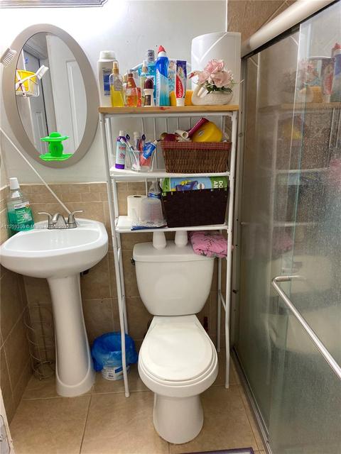 211 E 51st St, Hialeah, FL 33013 photo 33