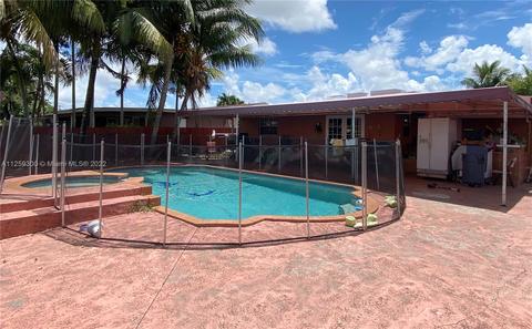 211 E 51st St, Hialeah, FL 33013 photo 20