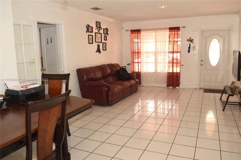 211 E 51st St, Hialeah, FL 33013 photo 7