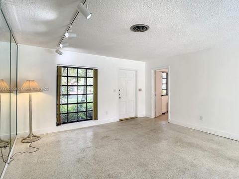 14231 Cypress Ct, Miami Lakes, FL 33014 photo 3