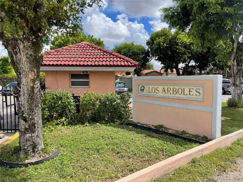 1900 W 68th St #D307, Hialeah, FL 33014 photo 1