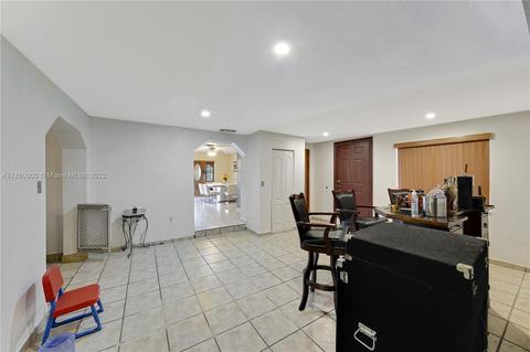 3901 E 9th Ct, Hialeah, FL 33013 photo 9