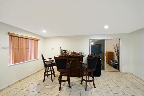 3901 E 9th Ct, Hialeah, FL 33013 photo 10