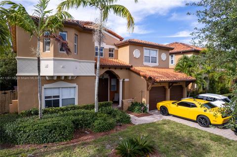 15605 SW 26th Ter, Miami, FL 33185
