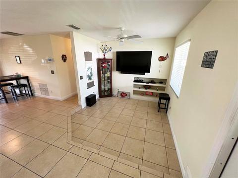 1039 NW 16th St, Stuart, FL 34994 photo 4
