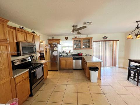 1039 NW 16th St, Stuart, FL 34994 photo 9
