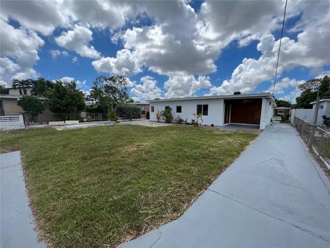 71 E 51st Pl, Hialeah, FL 33013 photo 2